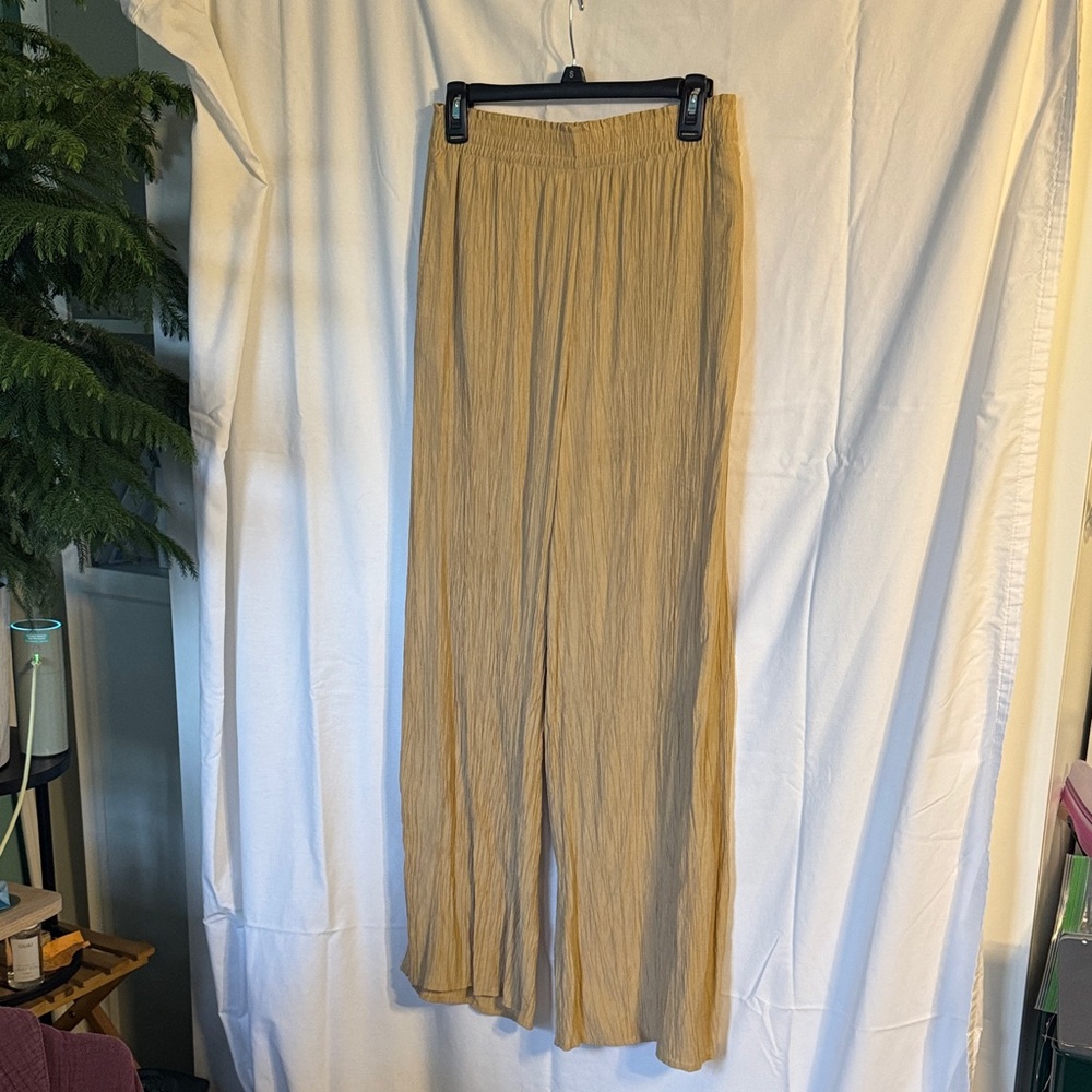 H&M Tan Wide Leg Crinkle Pants